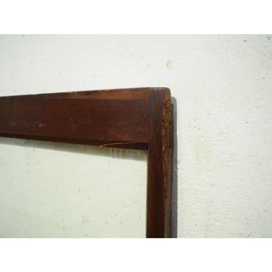 迅速な対応で商品をお届け致します ユe0411 2枚 アンティーク ゆらゆらガラスの古い木枠引き戸 建具 波ガラス戸 サッシ 小窓 建材 素材 レトロa下 Gafengenharia Com Br