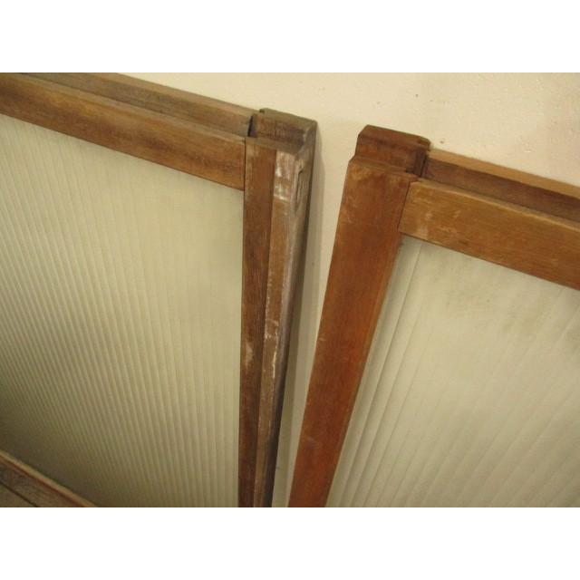 タH138◆×２枚◆ペンキの剥げたシャビーな古い木製ガラス戸◆建具引き戸小窓K笹1 - 4
