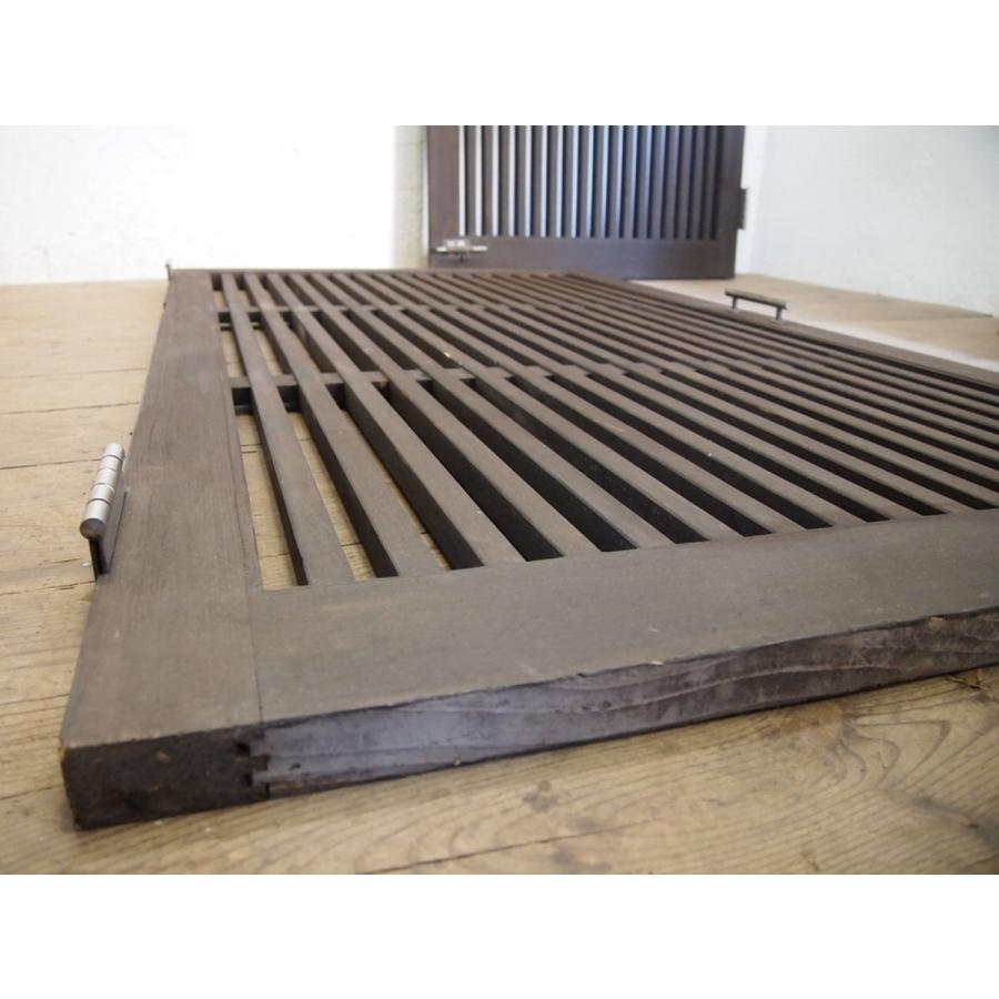 タR030◇(2)【H182,5cm×W107cm】×2枚◇重厚な格子の古い木製観音