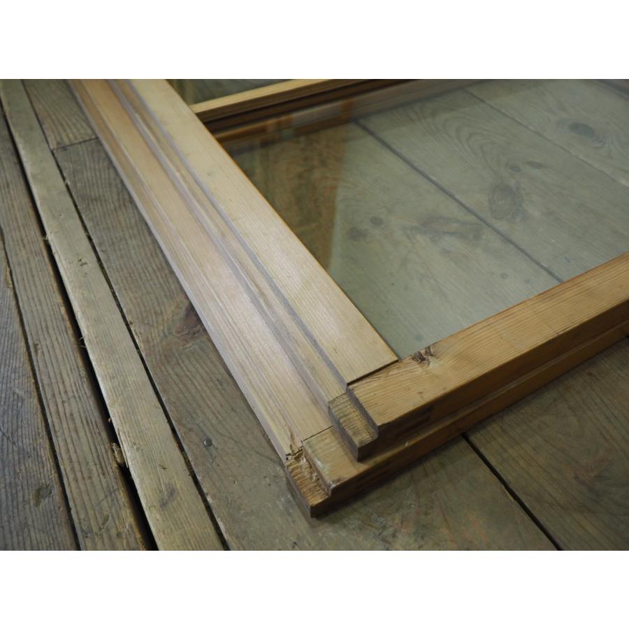 nrr 　戦前古い木枠ゆらゆらガラス戸2分割　店舗建具 タR0984◇(1)【H70,5cm×W83,5cm】×2枚◇ゆらゆらガラスの古い木枠