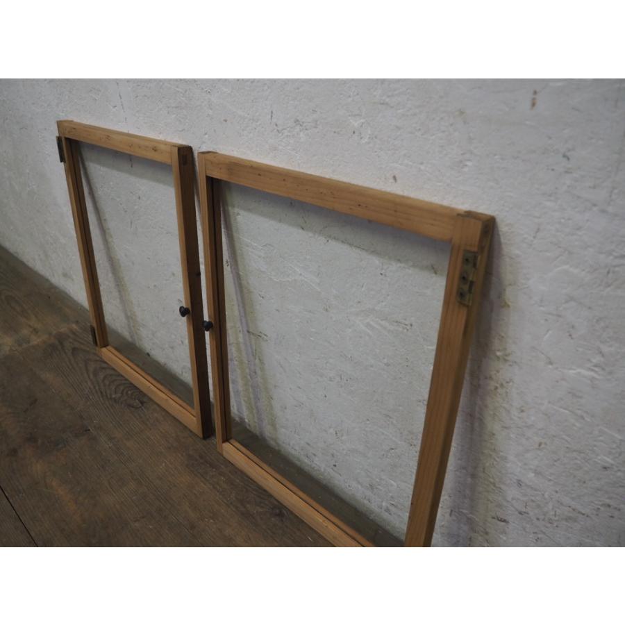 最終値下げです。ガラス扉付き木製古家具 近々削除します。 ユS0689◇(1)【H50,5cm×W40,5cm】×2枚◇ゆらゆらガラスの