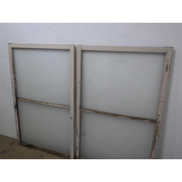 ≪ZS792②ジ≫シャビーシックなガラス戸 木枠/窓枠 小窓 建具 レトロ/ヴィンテージ調/アンティーク調 インテリア ペンキ剥げ有/現状品 タS994◇(4)【H136cm×W86cm】×2枚◇シャビーシックな古い木枠ガラス戸