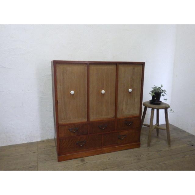 タT188◇H85,5cm×W81,5cm◇珍しいケンドン扉のレトロな古い木製収納棚