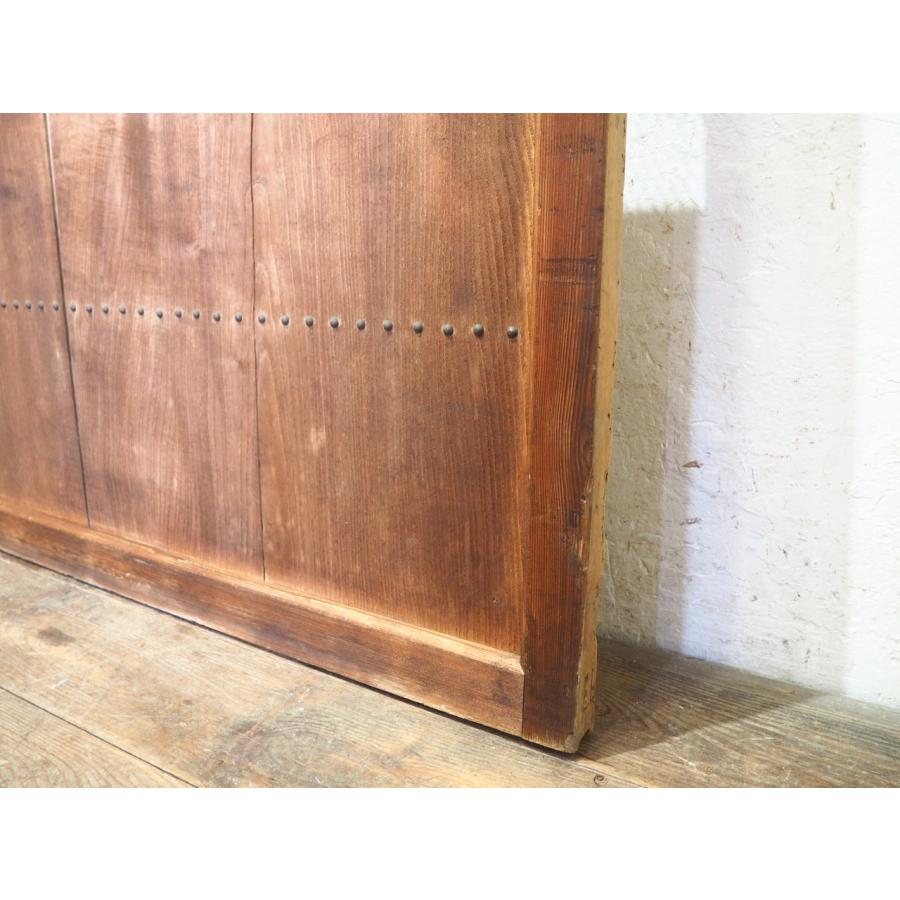 古い蔵戸　レトロ建具　鉄網　戸　 タ荷V0095◇【H178cm×W136,5cm】◇アンティーク◇重厚な大きい古い木製