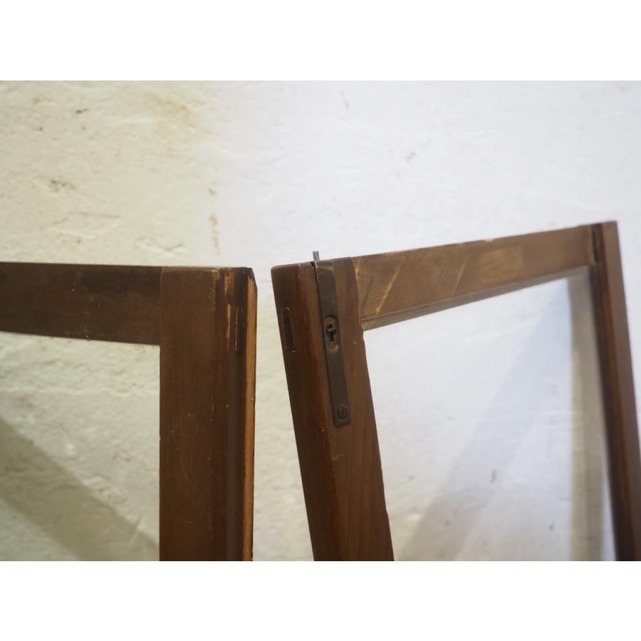 ユZ1030◇【H55cm×W31,5cm】×2枚◇ゆらゆらガラスの古い木枠の観音扉