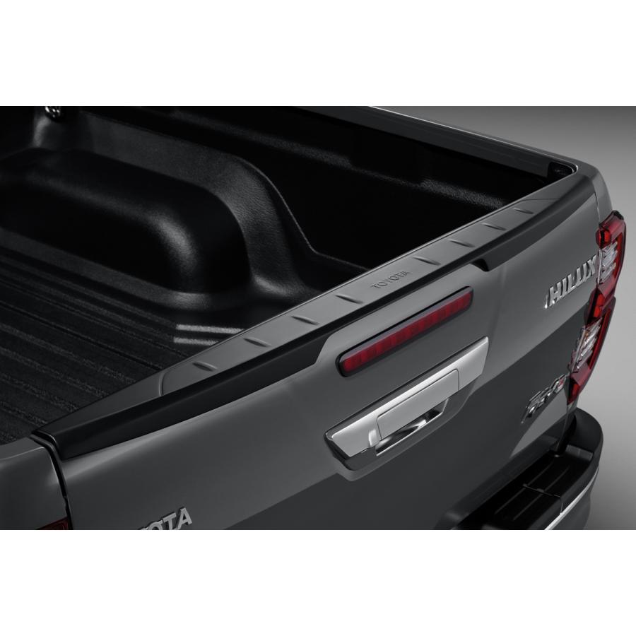 ハイラックス 新型ハイラックス テールゲートプロテクター 厚みが有る