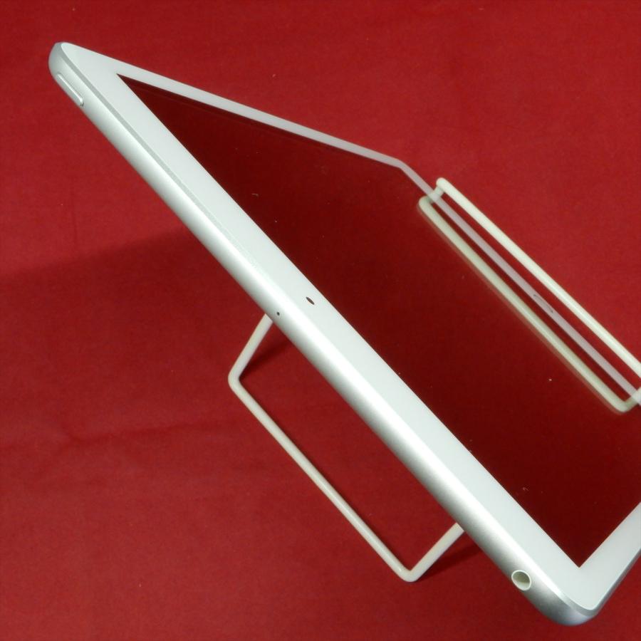 iPad Apple MW752J/A (第7世代) Wi-Fiモデル 10.2インチ 32GB シルバー