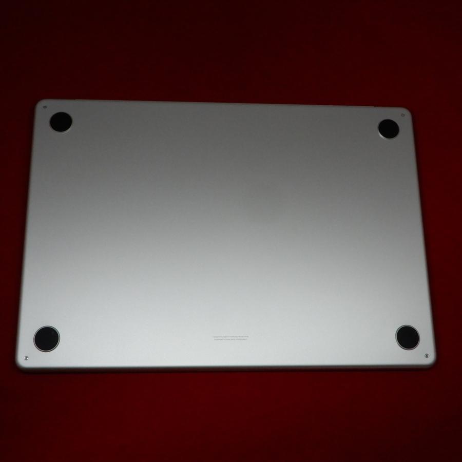 Apple MacBook Air Liquid Retinaディスプレイ15.3 MRYR3J/A スターライトの画像