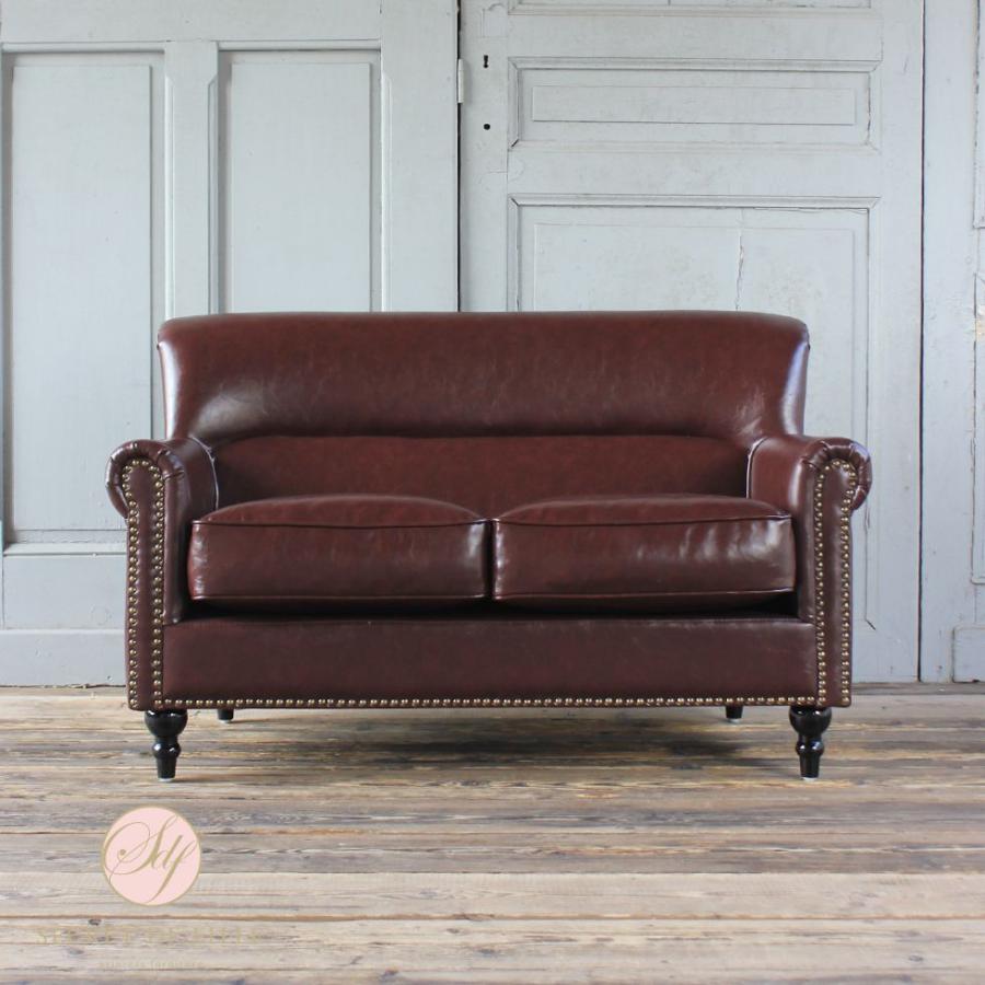 春早割 おしゃれ かわいい イギリス コンパクト アンティーク ２人掛け ソファ ヴィンテージ ヨーロピアンインテリア 姫系家具ブランド 猫脚 白家具 合皮 125 75 75 D リプロ Vn2p38k ブラウン チョコレート Puレザー ソファ ソファベッド Www Reinnec Cl