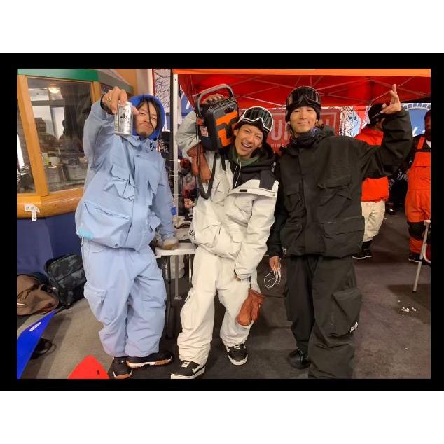 予約商品】24-25 BLUNT【ブラント】TEAM JACKET スノーボード ウェア