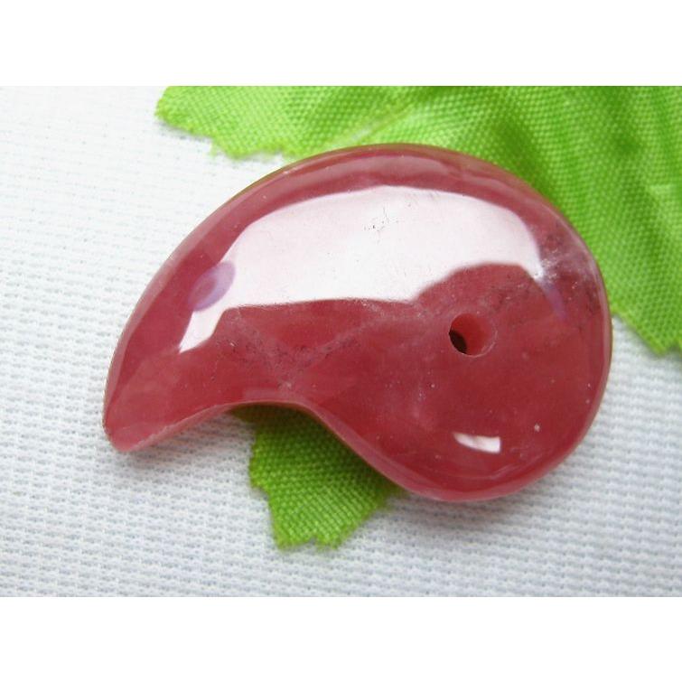 インカローズ ロードクロサイト 勾玉 k1-1373 : 誠安天然石専門