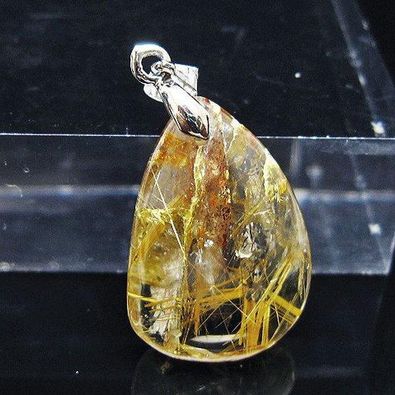 AAAAA級！ゴールドルチルクォーツのペンダント ネックレス☆金運上昇