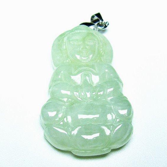 翡翠　観音様　重さ約1.7kg 翡翠 観音様 重さ約1.7kg 翡翠 観音様 重さ約1.7kg