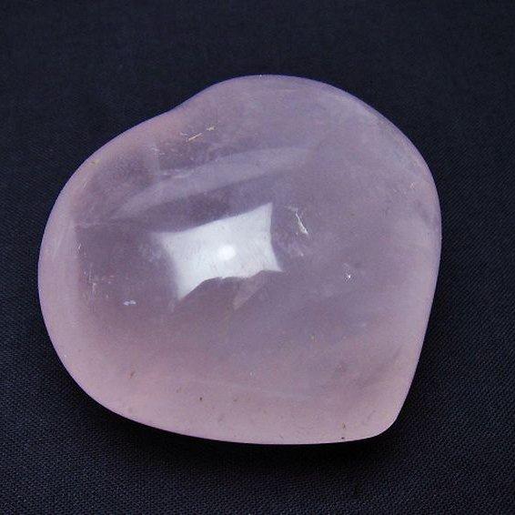 ローズクォーツハート 置物 t225-8539 : 誠安天然石専門店 - 通販