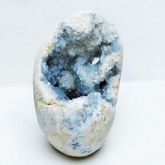 1.7Kg セレスタイト 天青石 原石 t385-14513 : 誠安天然石専門店