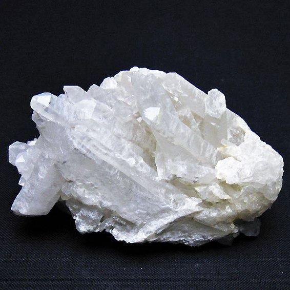 【可愛いサイズです】ヒマラヤ産 水晶クラスター【重量72g】 ヒマラヤ水晶クラスター t388-26224 : 誠安天然石専門店 - 通販
