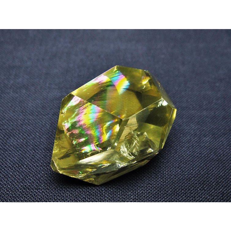 虹入り 黄水晶(シトリン) 原石 t436-2979 : 誠安天然石専門店 - 通販