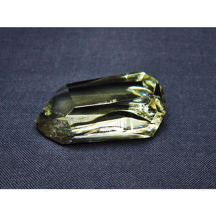 虹入り 黄水晶(シトリン) 原石 t436-2981 : 誠安天然石専門店 - 通販