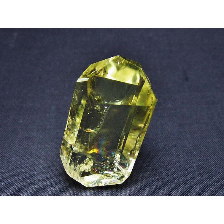 虹入り 黄水晶(シトリン) 原石 t436-3011 : 誠安天然石専門店 - 通販