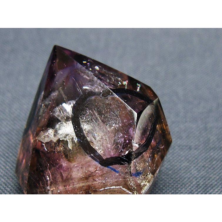 水入りアメジストポイント 特選品】水入りアメジスト磨き-001水晶