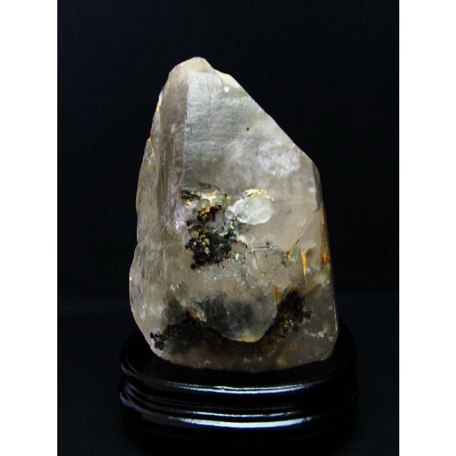 2.1Kg ライトニング水晶 原石 タイチンルチル入り t501-4032_1