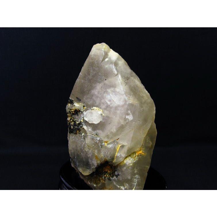 2.1Kg ライトニング水晶 原石 タイチンルチル入り t501-4032_2