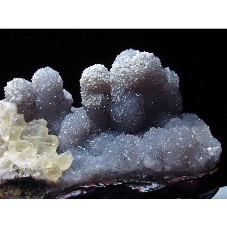 濃紫　ウルグアイ　アメジストフラワー　カルサイト共生　紫水晶　アメジスト 楽天市場】フラワー アメジスト クラスター 原石 ◇ウルグアイ
