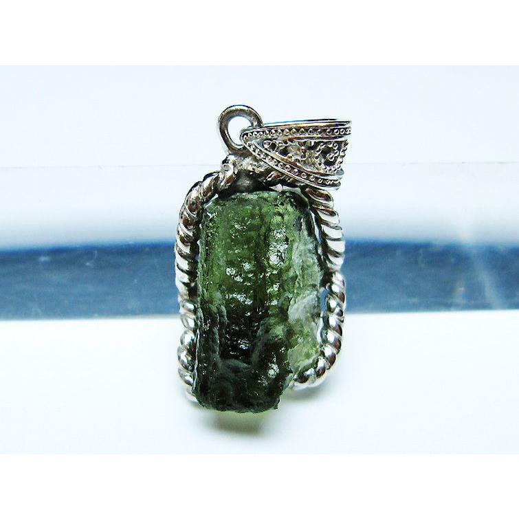 モルダバイト ペンダント t525-2242 : 誠安天然石専門店 - 通販