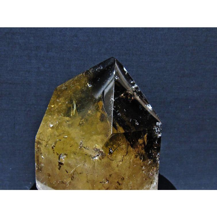 虹入り ライトニング水晶 六角柱 t581-6070 : 誠安天然石専門店 - 通販