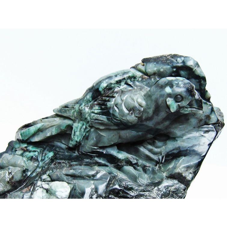 1.8Kg エメラルド 手彫り 鳥 置物 t583-1185 : 誠安天然石専門店