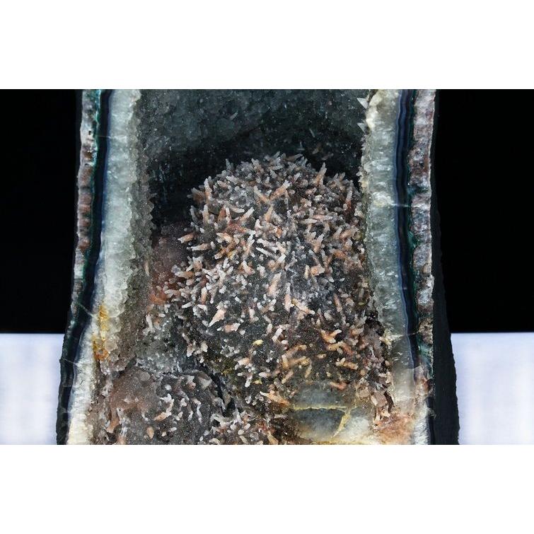 52Kg ブラジル産 アメジストドーム 個性を内包したレア紫結晶 カル