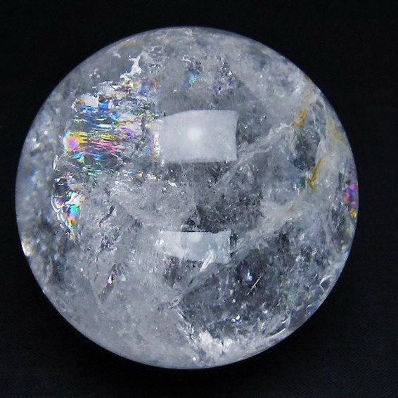 虹入り ヒマラヤ水晶 丸玉 61mm t62-15810 : 誠安天然石専門店 - 通販