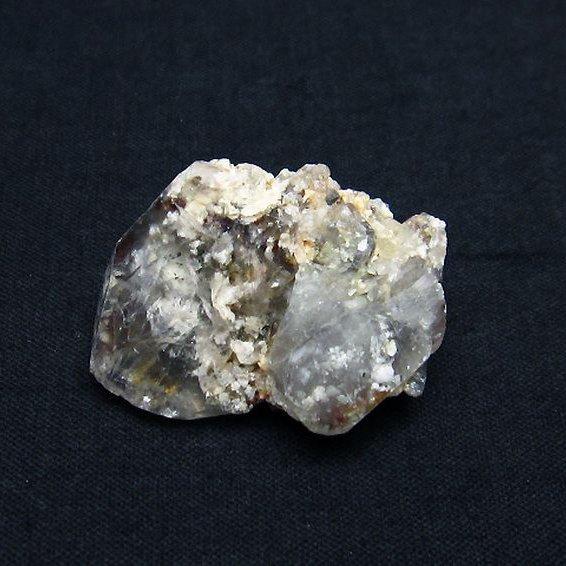 ガーデンクォーツ（庭園水晶） 原石 t626-1211 : 誠安天然石専門店