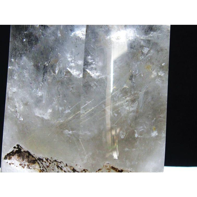 1.9Kg プラチナルチル入り水晶 六角柱 t627-7057 : 誠安天然石専門店