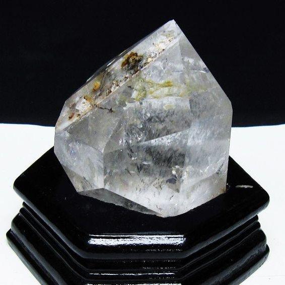 ガーデンクォーツ（庭園水晶） 六角柱 t627-7152 : 誠安天然石専門店