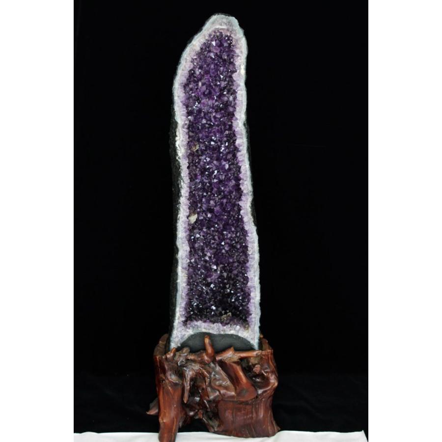 アメジストドーム　ブラジル産③ 1.8Kg ブラジル産 アメジストドーム t466-1726 : 誠安天然石専門店