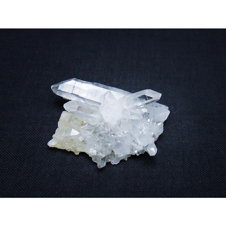 水晶 クラスター 水晶 クラスター 原石 台座付属 一点物 送料無料 182-8339 : 天然石