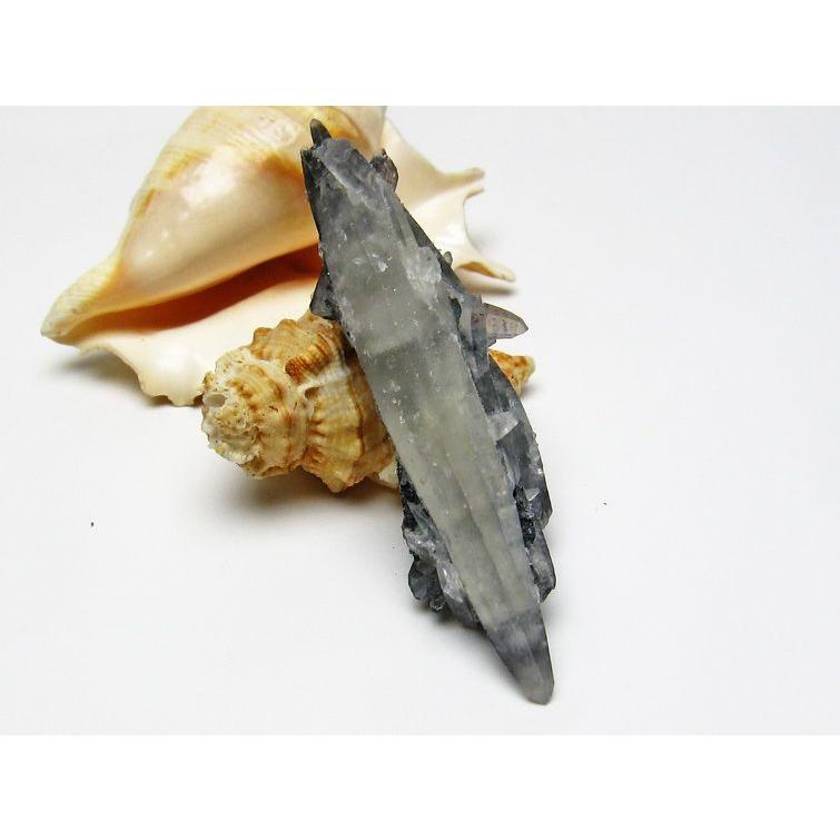 スティブナイトインクォーツ レーザークリスタル アメリカ産 t679-1303