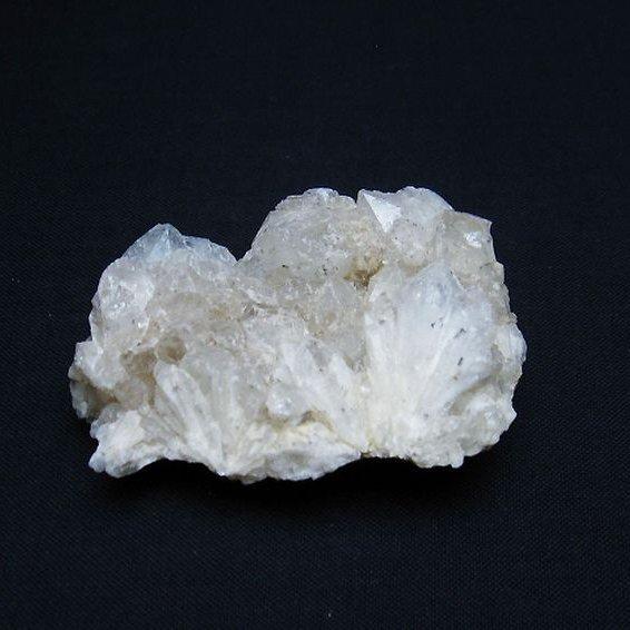 石　結晶　水晶クラスター カテドラルライブラリー 水晶クラスター t689-2376 : 誠安天然石専門店