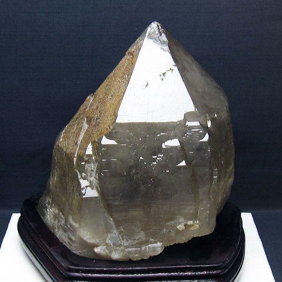 最強ライトニング水晶（雷水晶)原石5.5kg美品 原石】ライトニングクォーツ 雷水晶（希少） | 天然石のお店サークル