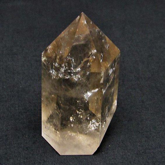 虹入り ライトニング水晶ガーデンクォーツ（庭園水晶） 六角柱 t705