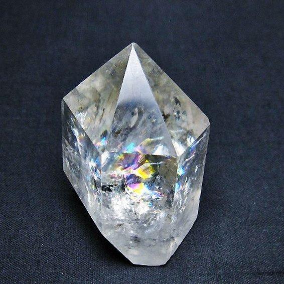 虹入り ヒマラヤ水晶 六角柱 t705-7311 : 誠安天然石専門店 - 通販