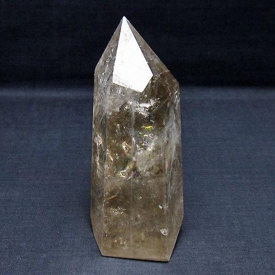 虹入り ライトニング水晶ガーデンクォーツ（庭園水晶） 六角柱 t705