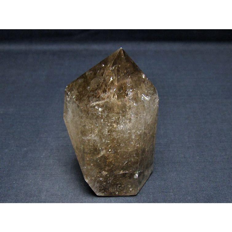 虹入り ライトニング水晶ガーデンクォーツ（庭園水晶） 六角柱 t705