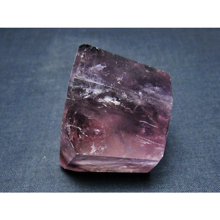 アメジストの原石約縦180mm・横220mm：重量4.5キロ アメジストの原石約縦180mm・横220mm：重量4.5キロ