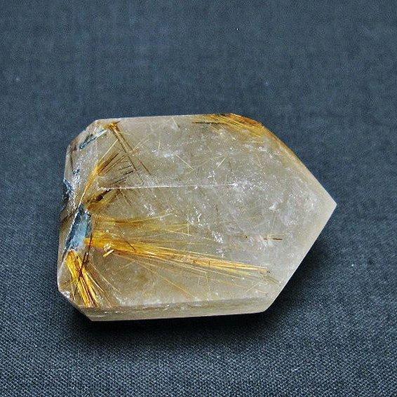 ルチルクォーツ 六角柱 ゴールドタイチンルチル t725-2543 : 誠安