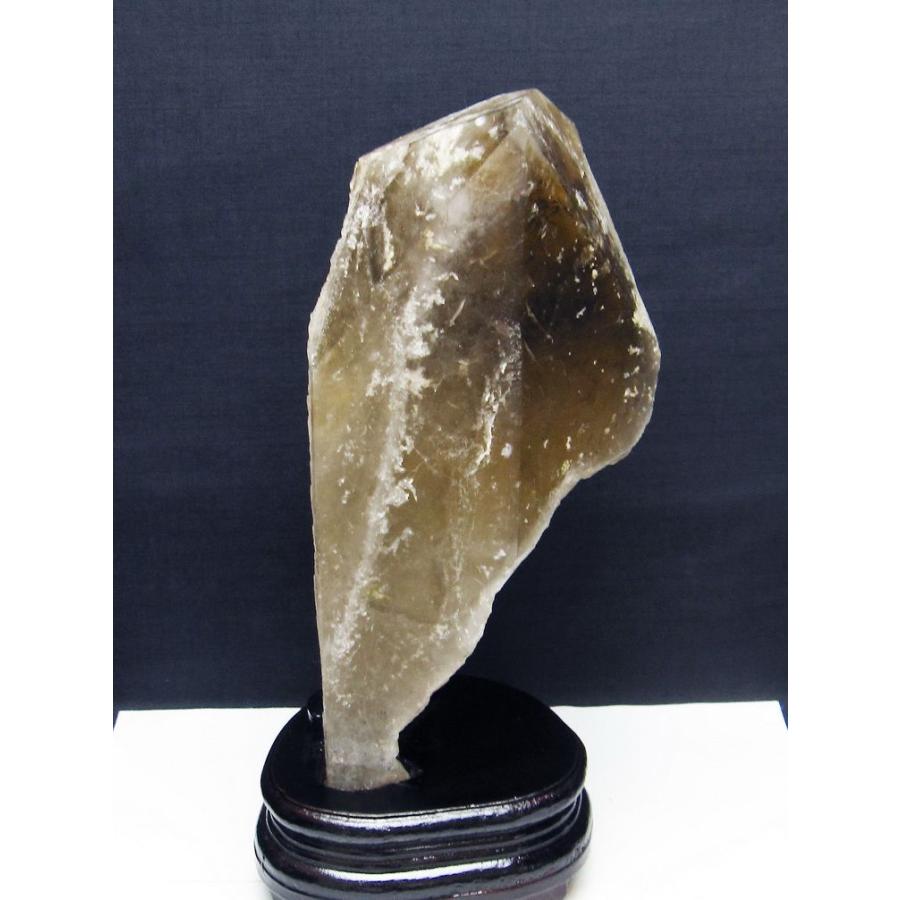 1.9Kg ライトニング水晶 原石 t735-3968 : 誠安天然石専門店 - 通販