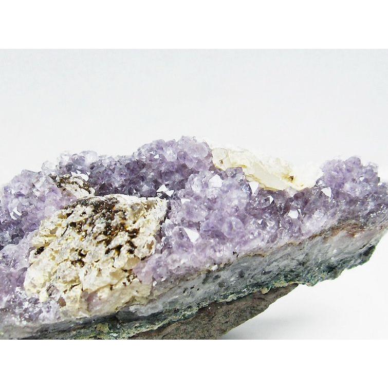 ウルグアイ産 カルサイト共生アメジスト 高品質クラスター インテリアに◎ ウルグアイ産 アメジストジオード (カルサイト共生)