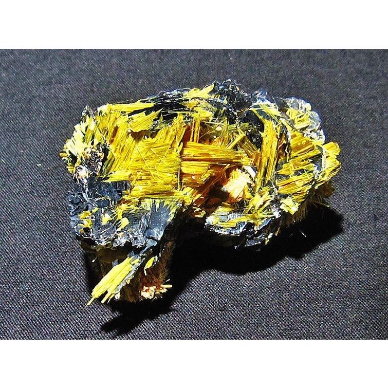 金色のルチルチタンクォーツクラスター ルチルクォーツ クラスター ゴールドタイチンルチル t801-263 | ヤマダ