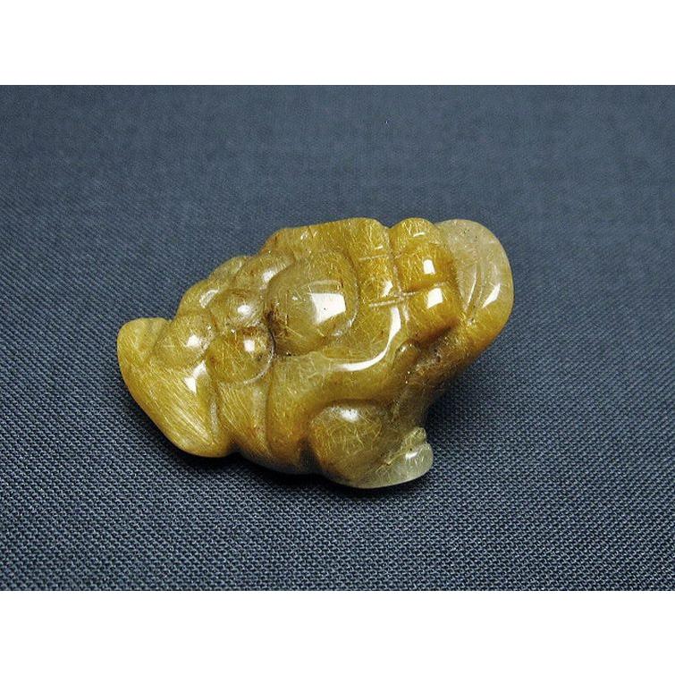 金針ルチルクォーツ 金蟾 置物 t801-589 : 誠安天然石専門店 - 通販